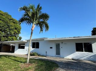 6828 SW 5th St, Hollywood, FL 33023