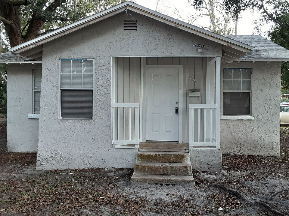 1st image of 2739 Darrow St