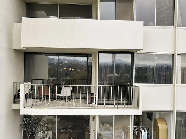 10433 Wilshire Blvd #808 — Photo 8