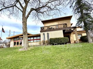 777 W Market St #3, Akron, OH 44303