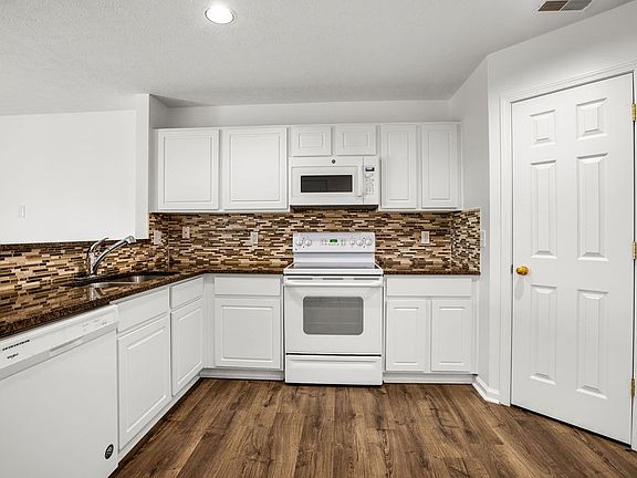 5th image of 3221 Harpeth Springs Dr