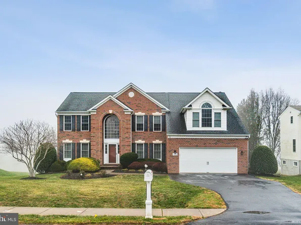 13221 Manor Dr S, Mount Airy, MD 21771