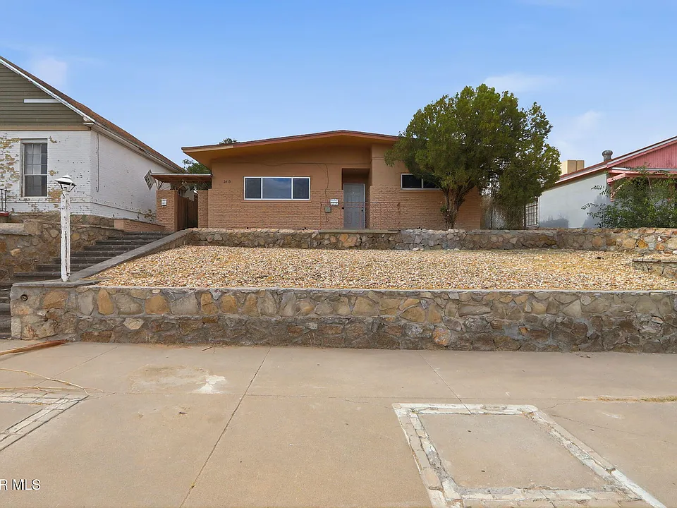 2413 Copper Ave #A