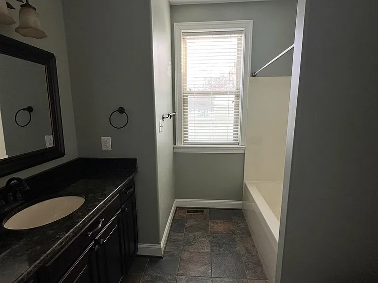 28795 Old Village Rd — Photo 18