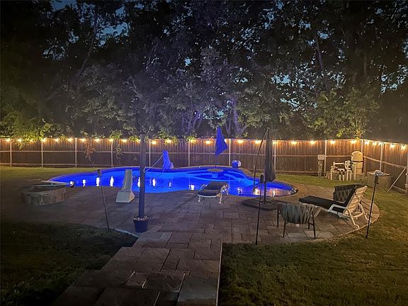 4th image of 4105 Stableglen Dr