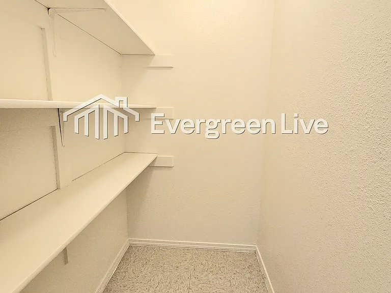 2303 Sandia Ct — Photo 24