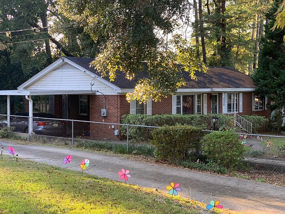 2nd image of 2367 Courtney Cir