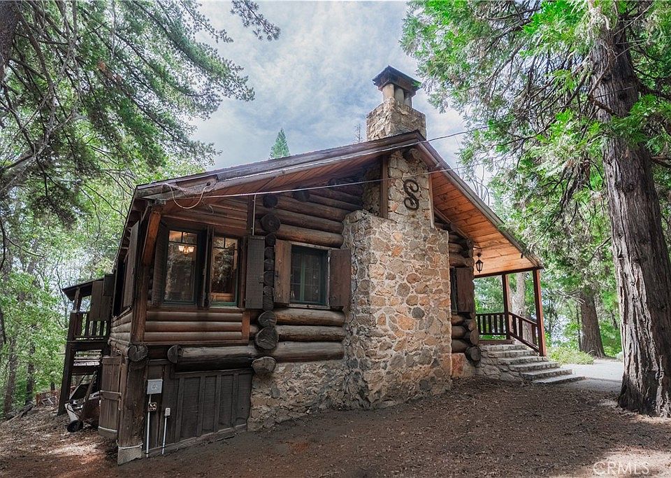 1st image of 28879 Sycamore Dr