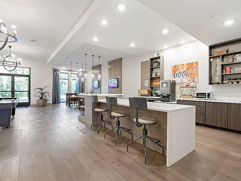 The Luxe at Indian Lake Village — Photo 24