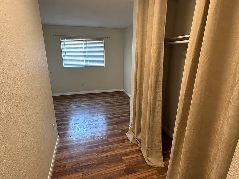 10628 Queen Jessica Ln — Photo 22