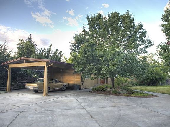 Carport