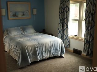 710 S 28th St #A, Manitowoc, WI 54220