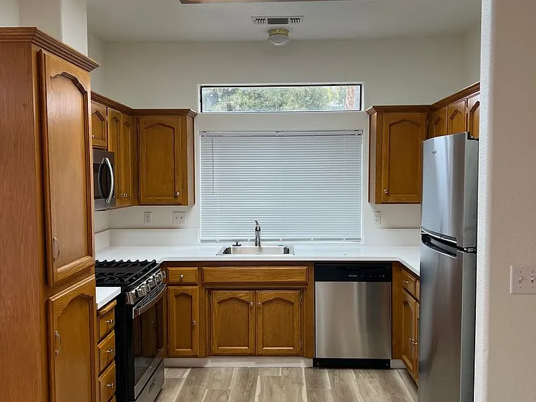 1275 W Kramer Ridge Rd — Photo 8