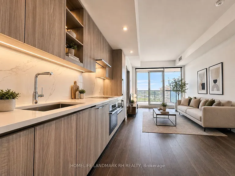27 McMahon Dr #610 — Photo 4