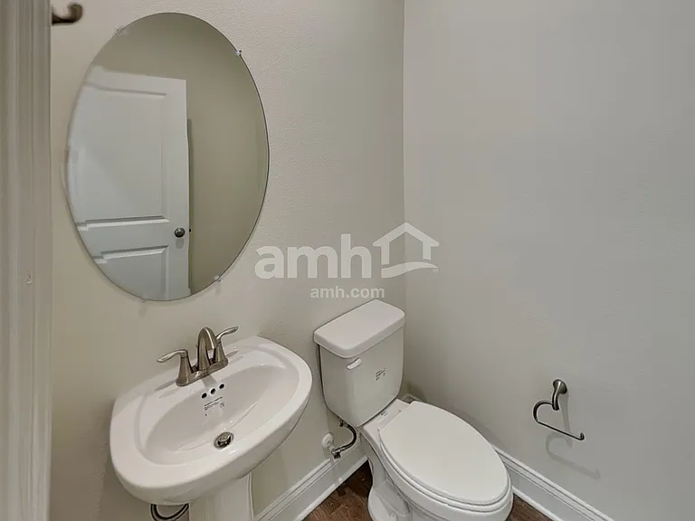 5662 Dease Rd — Photo 9