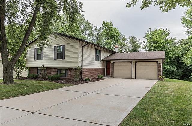 1st image of 12130 Sage Glen Ct