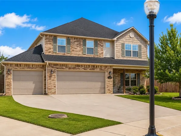 7233 Charlotte Ave, Springdale, AR 72762