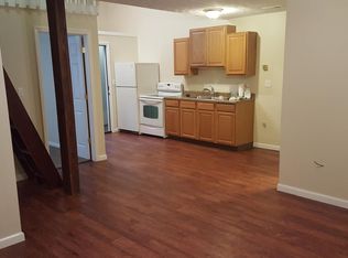 27 S Market St APT 3, Mount Sterling, OH 43143