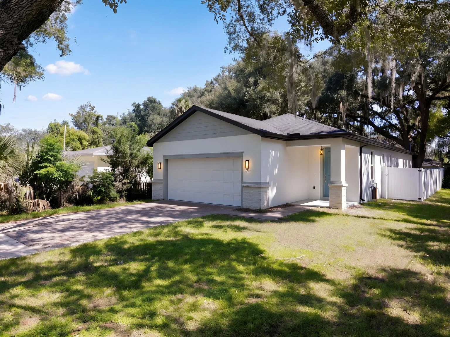Hickory Ave, Sanford — Photo 1