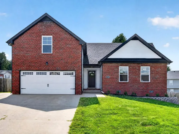1240 Fossil Dr, Clarksville, TN 37040
