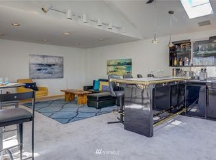 724 N 103rd St, Seattle, WA 98133