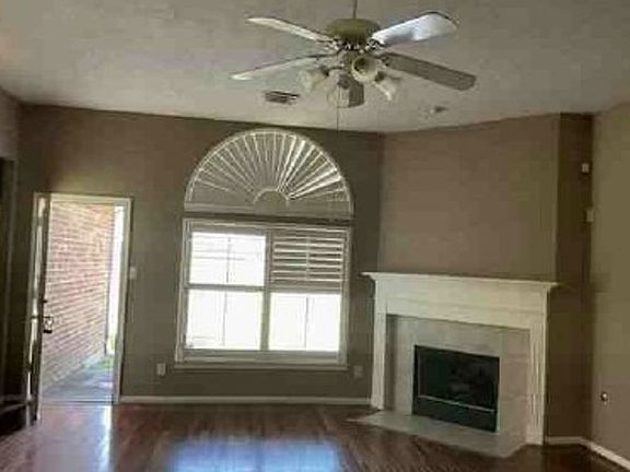 Additional Living Room