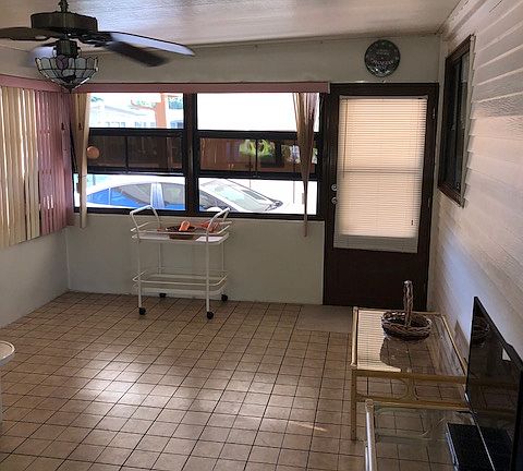 Lanai Entrance