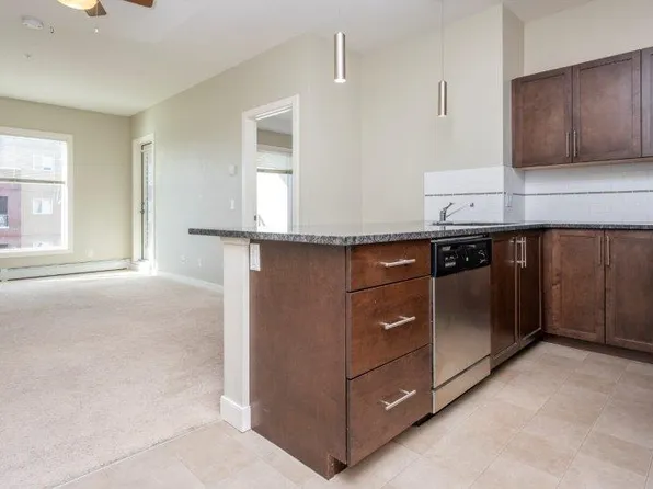 604 E Lake Blvd NE #2305, Airdrie, AB T4A 0G6