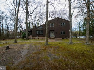 995 Arbor Ct W, Vineland, NJ 08360