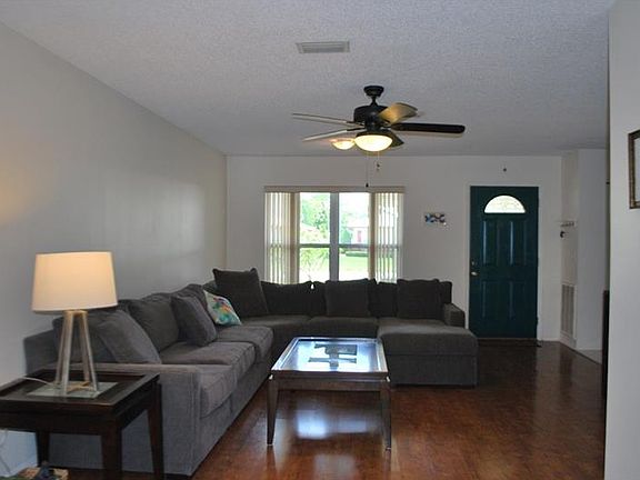 3rd image of 6509 13th Avenue Dr W
