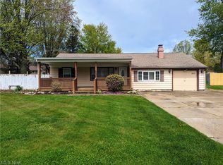 8015 Plains Rd, Mentor, OH 44060