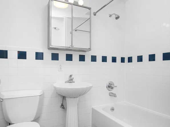 90 Clinton Street image 6 of 13