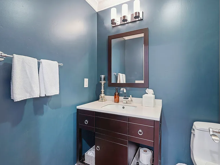 260 Chateau Dr — Photo 13