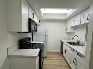 321-1 S 6th St #203, Burbank, CA 91501