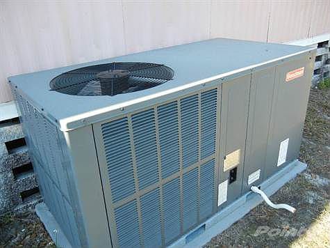 A/C unit 1 year old