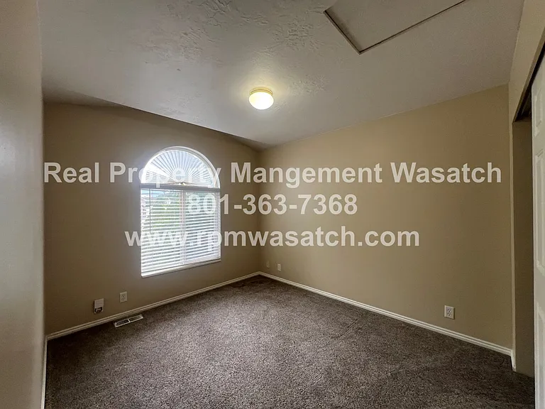 7455 S 4950 W — Photo 28