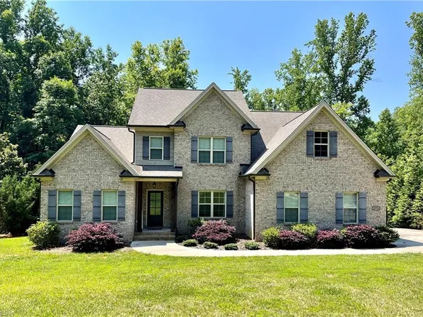 2974 Catherine Way, Sophia, NC 27350