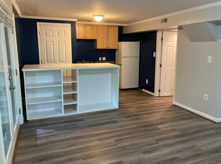 500 Meadow Hall Dr, Rockville, MD 20851