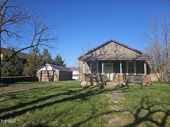 2nd image of 807 Coeburn Rd