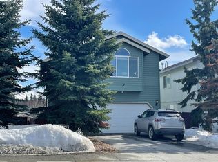 10367 Ridge Park Dr, Anchorage, AK 99507