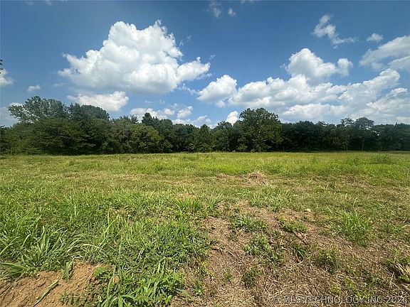 2nd image of 1 S 270th Rd