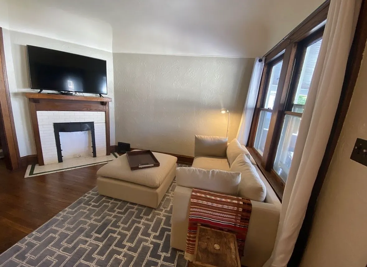1575 Orchard Grove Ave — Photo 2