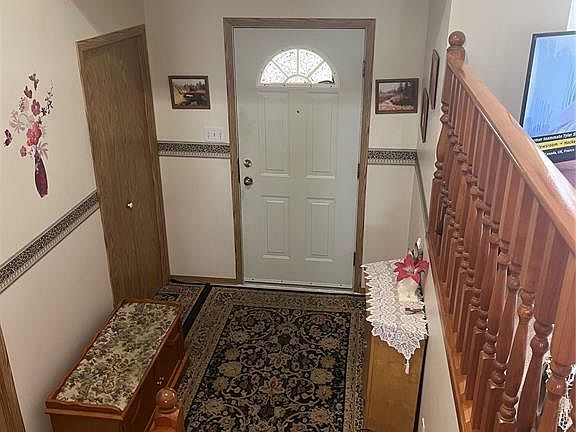 2nd image of 2 Mooney Pl