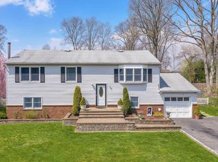 147 Fairmont Rd, Mahopac, NY 10541