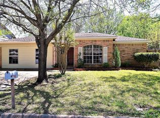 602 Dayton Rd, Mansfield, TX 76063