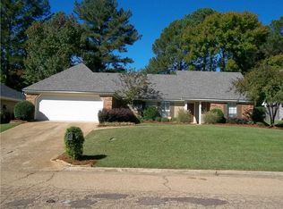 65 Springview Dr, Brandon, MS 39042
