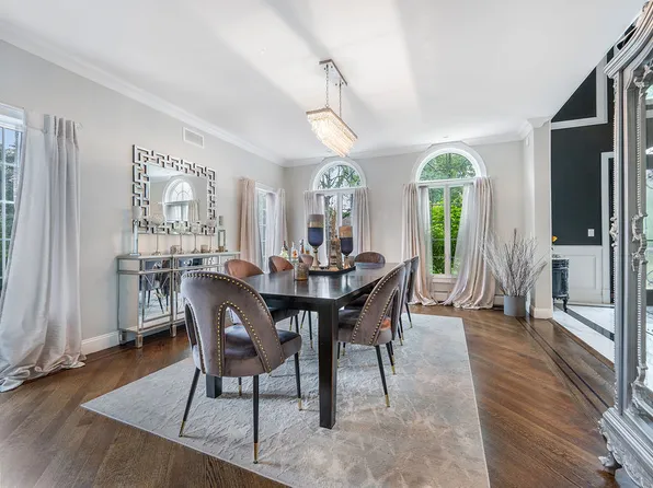 373 Ocean Terrace image 5 of 47