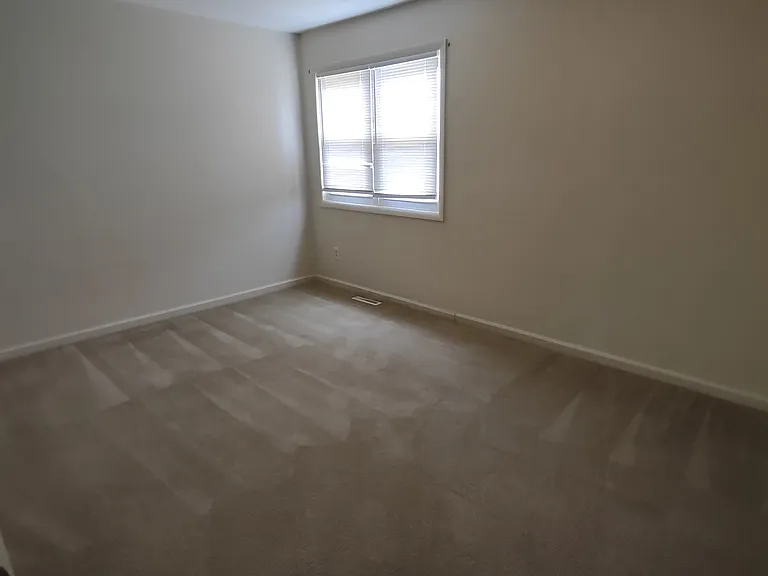 217 E Green Valley Cir — Photo 8