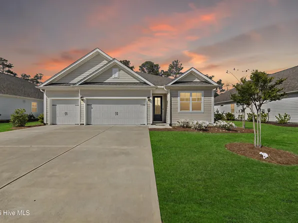 7801 Harrier Circle, Leland, NC 28451