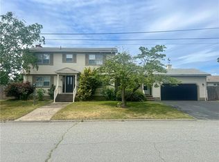 45 Rosemary St, Cranston, RI 02920